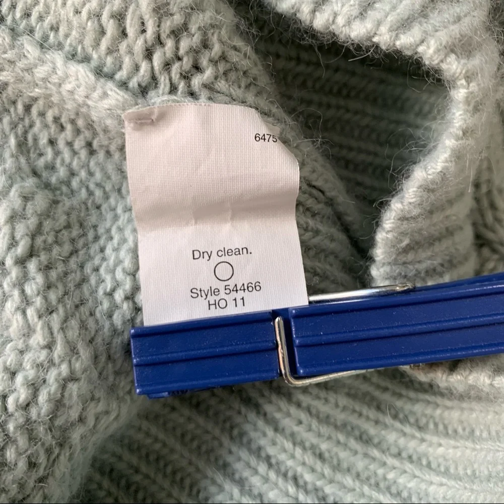 J.Crew Mint Green Cable Knit Angora Wool Blend Sweater Small 54466 HO11